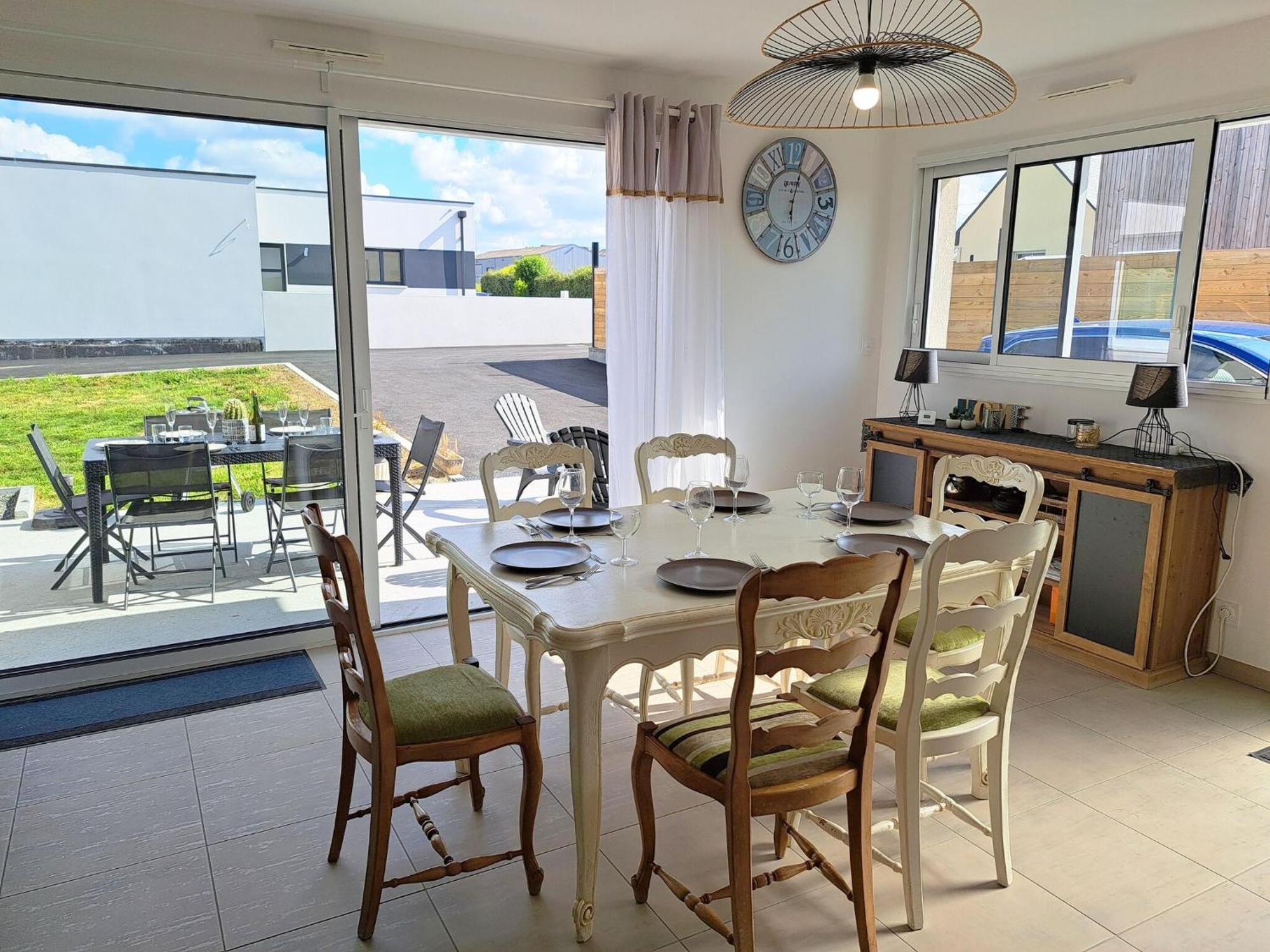 Single Storey Holiday Home In Cléder מראה חיצוני תמונה